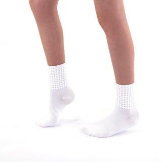 Ultra-short knitted Irish dance sock with seamless toe and ribbed heel